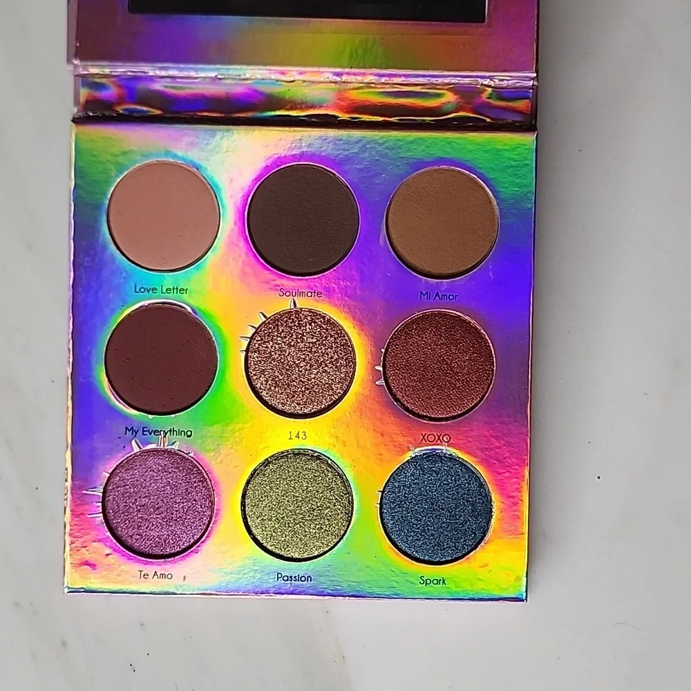 Liveglam PS I Love You Eyeshadow Pallette